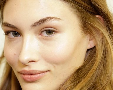 MissKShea's tweet image. Every time our #hair goes thru a growth cycle, it comes back in a lil bit thinner. Sometimes  color fades, too #eyebrow #beauty #skincare