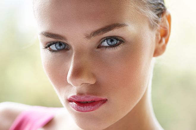 MissKShea's tweet image. If the cause is a medical condition, a brow stencil can create a more uniform look #eyebrow #beauty #makeup #skincare #health