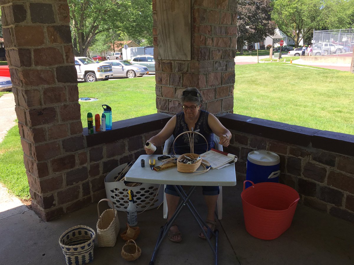 CityofHarlan's tweet photo. Rope making, blacksmith and basket weaving! #history #logcabindays @ShelbyCo_Museum https://t.co/rlf3cVo2TA