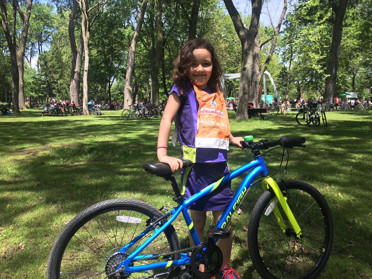 sonofsarah's tweet photo. Perfect day to try out these hot new wheels from @CycleNeronMtl. #Tourdelile https://t.co/ZmtXAuQm3U