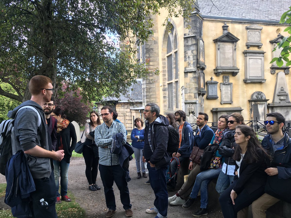 PARSUK_'s tweet photo. Tour por Edimburgo no #Luso2017 chegou ao fim. Obrigada Gary R. Brown https://t.co/L3nBvojIla