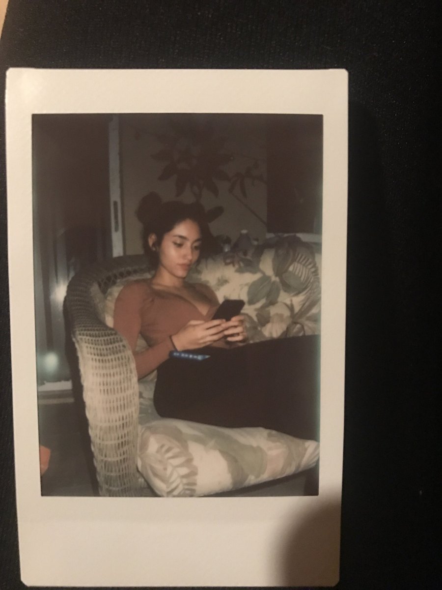 valerie_varela's tweet photo. off guard polaroids are the best https://t.co/uRgkQk1zPt