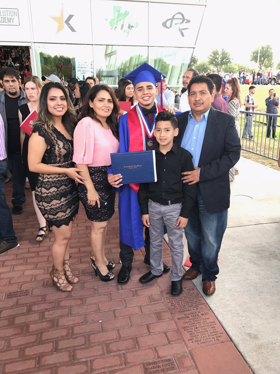 john13martinez's tweet photo. This is the end of our journey, but the begging to a new one 🍣 https://t.co/MvicMq16ue