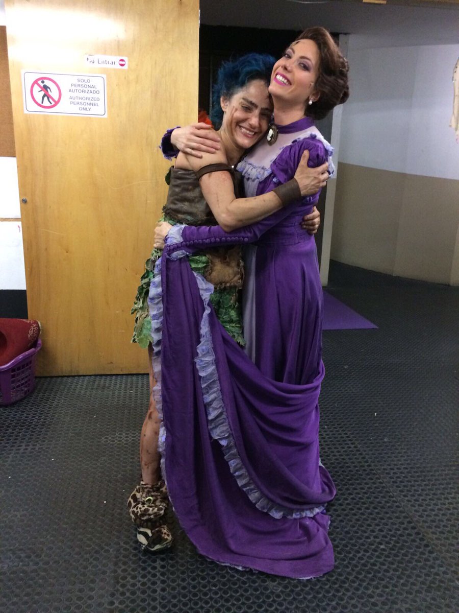 DenAragonMx's tweet photo. Hoy nos despedimos de una maravillosa obra @PeterPanCDMX gracias @lolacortesreal te admiro y te quiero 💚💜 https://t.co/SeAuFue28L