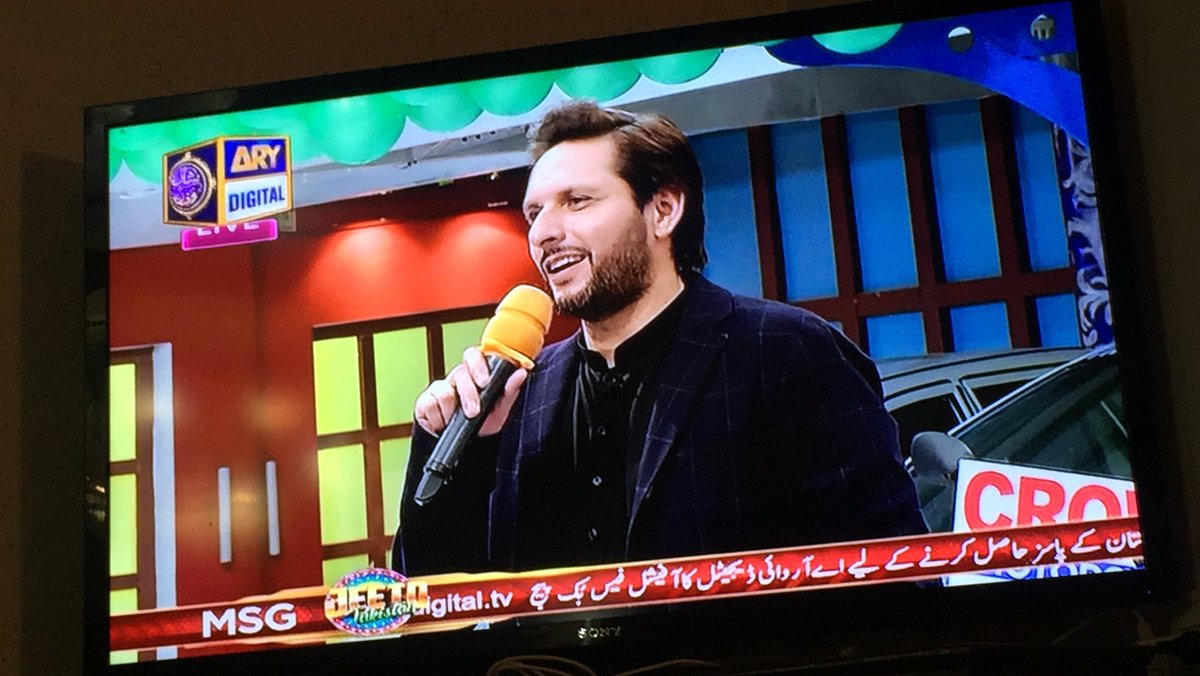 RAfriDi10's tweet photo. Hero ka smile dek masha Allah 
@TEAM_AFRIDI @SAfridiOfficial https://t.co/KMZUmqtVsh