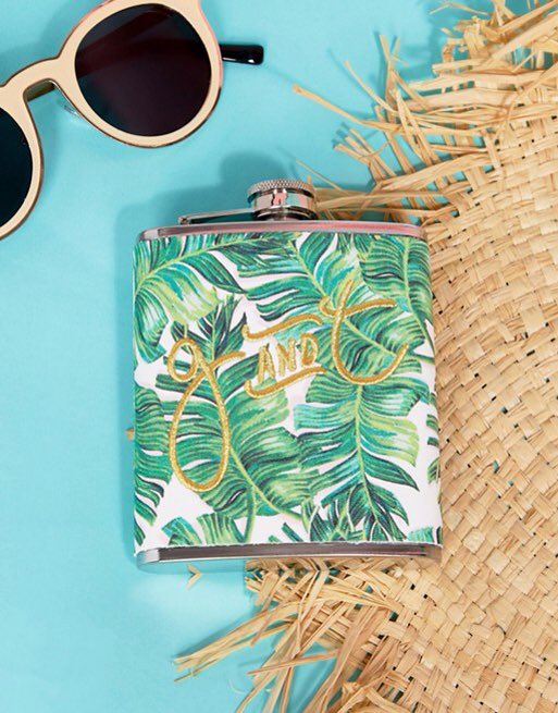 12ListGifts's tweet photo. 12 palm print purchases...https://t.co/p1kFWZ0pJj @GalleryDirectUK @SkinnydipLondon @NewLookFashion @Coast_Stores @FreePeople @12ListGifts https://t.co/3d6OQPdloK