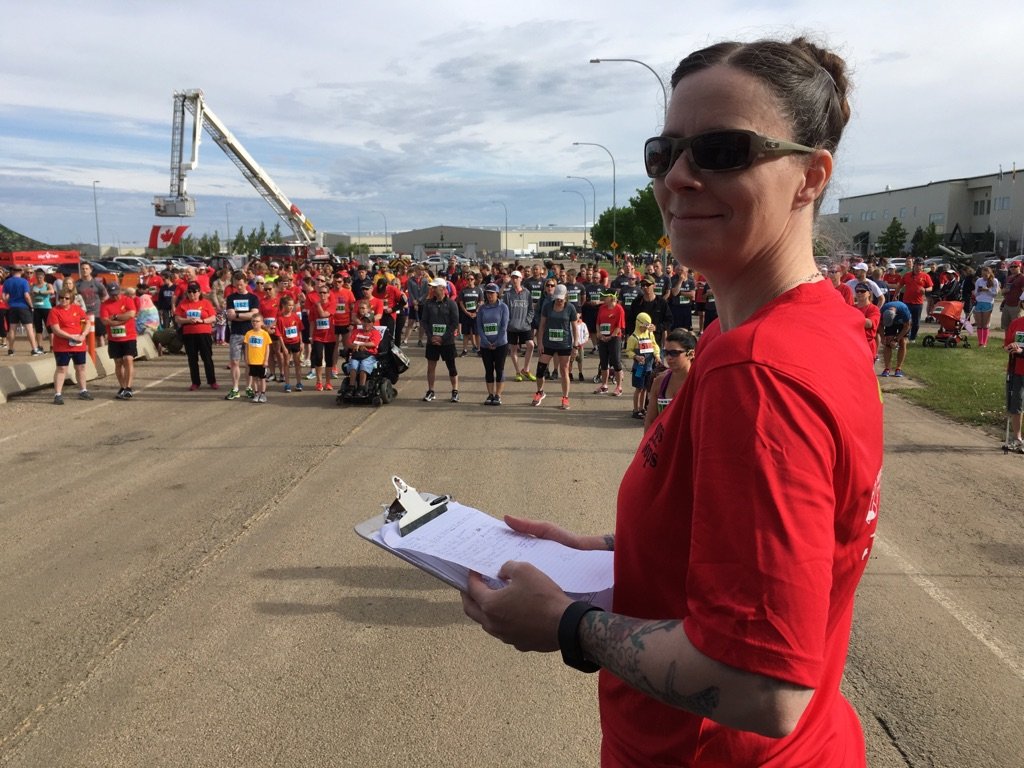 EdmontonMFRC's tweet photo. Great turn out for #Loops2017! Thanks to see all the runners, volunteers and sponsors!! https://t.co/Jaf1DVMXf8