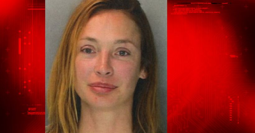 Dailyarrests's tweet photo. #Pennsylvania woman #arrested after stealing ambulance to avoid arrest

https://t.co/03b6ryTCBq https://t.co/Y8wGlQdkqW