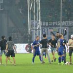 antijakboy's tweet photo. (Arena Bobotoh) Lalu, Kami ini Apa? https://t.co/xME9FqdWv7 #PersibExplore https://t.co/6wkaIfR4Ex