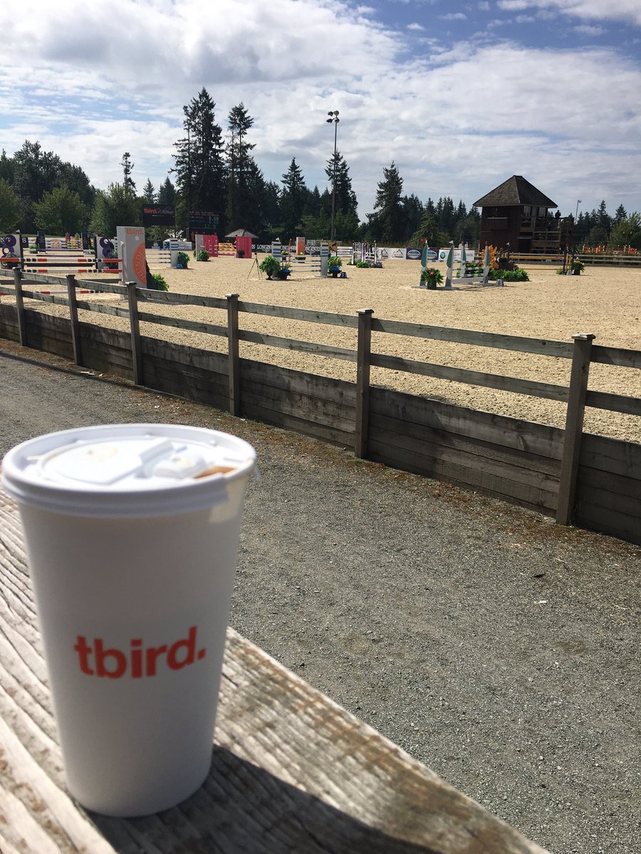 philips_theresa's tweet photo. Coffee + sunshine + horses = happiness @tbirdshowpark https://t.co/kPdbDKtRxo