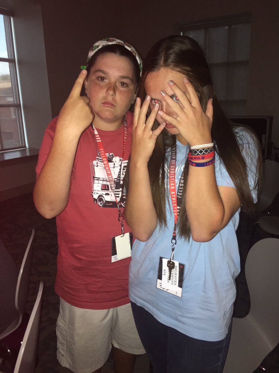 Madelin315's tweet photo. Loving Our Lord!! God is so good!!!! Super excited for Brookhaven and the big things that are happening through its students!! #MSFCAOne 💕💕💕 https://t.co/TFbFhbqh5P