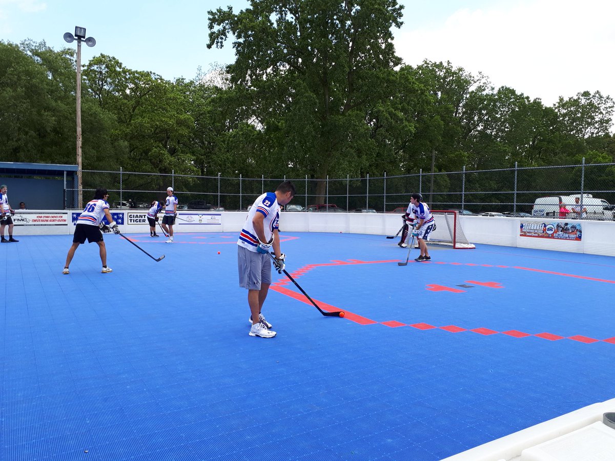 StickSkillz's tweet photo. Men's Competitive Final kicking off at the #WGSHT! #WeekendWithWally https://t.co/2ka9kLgjKv