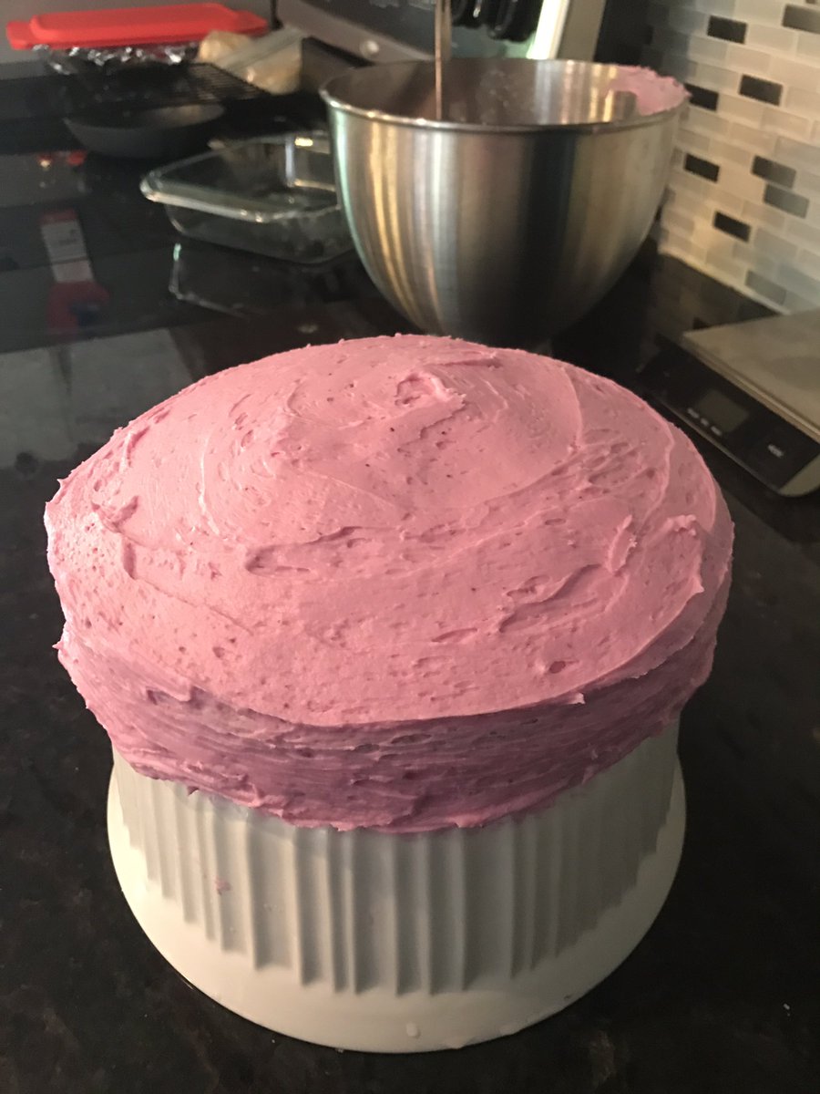 MrPearman's tweet photo. Mabrey is having her 1st birthday pics taken today, so I made her a smash-cake. #DadSkillz #CakeFromScratch #IcingFromScratch #YesIMadeIt ππ https://t.co/UijhJx7Jqb