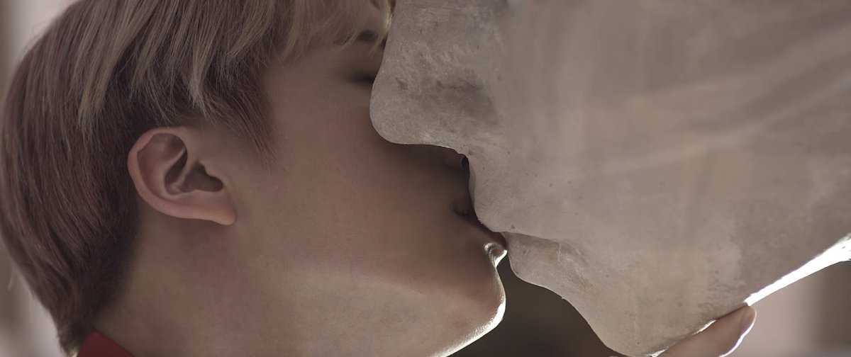 __ValEnt's tweet image. Простите #WORLDWIDEHANDSOME еще разочек #BTSWEEK