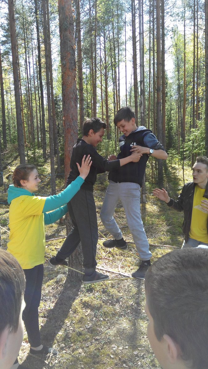 YMCA_SPb's tweet photo. Сегодня в поселке Вещево Ленинградской области в рамках #ymcachallenge прошел #Лесной_сбор2017 https://t.co/xXTst2hAx9