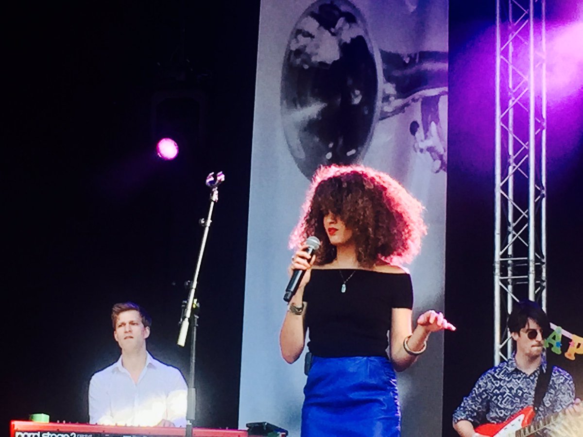 De nieuwe nummers van Kris Berry komen live erg goed uit de verf.  #jazzinduketown