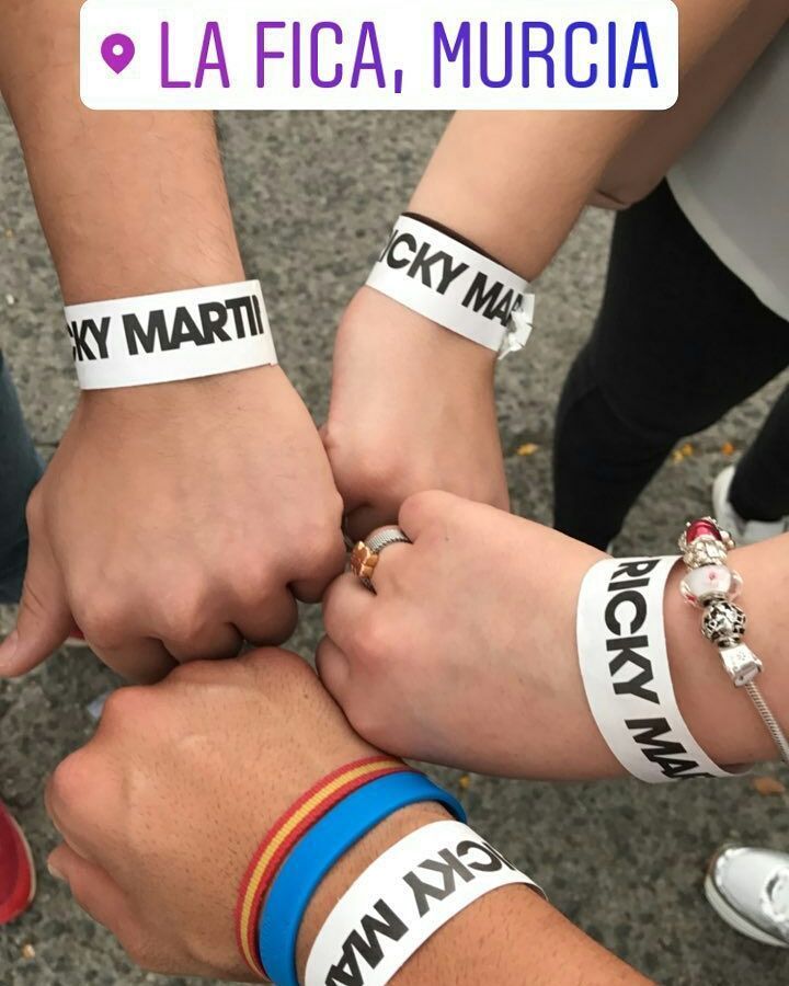 DesquiciadasRM's tweet photo. #Murcia 🔥🔥😘 #RickyMartin #OWT2017 #españa #DesquiciadasRM @ricky_martin (📸 @sony_Mld) https://t.co/NngWCsBJ9N https://t.co/xqAJxhOntx