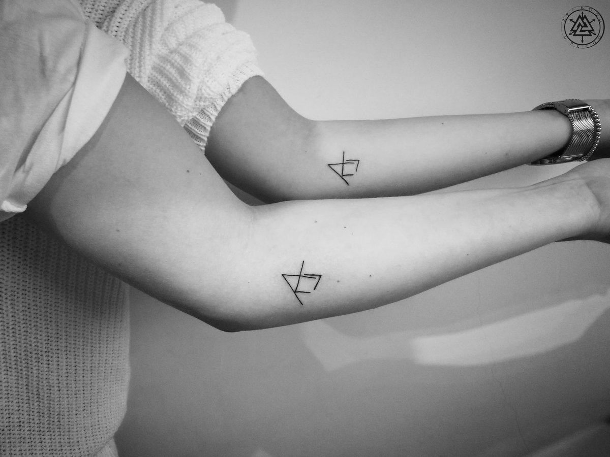 Valknuttattoo Madrid Auf Twitter Tatuaje En Familia Para María Y