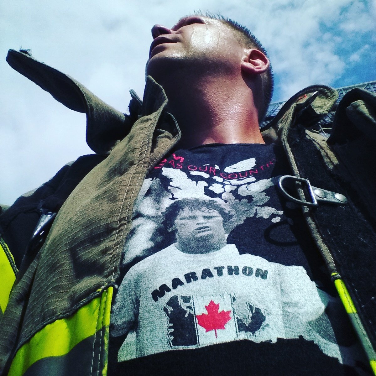 HowickFire's tweet photo. Chief leading by example @mintofiredept #91Run 5k today #Fit4Duty #canada150 #TerryFox https://t.co/qF0S61ZnT2
