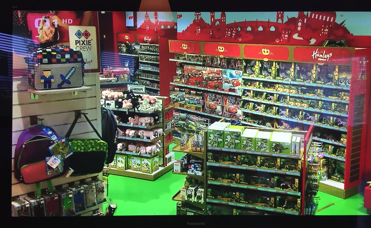 MilanGaba's tweet image. PIXIE CREW in prime time Czech Television #freePR #pixiecrewglobal #primetimeTV #HamleysCZ