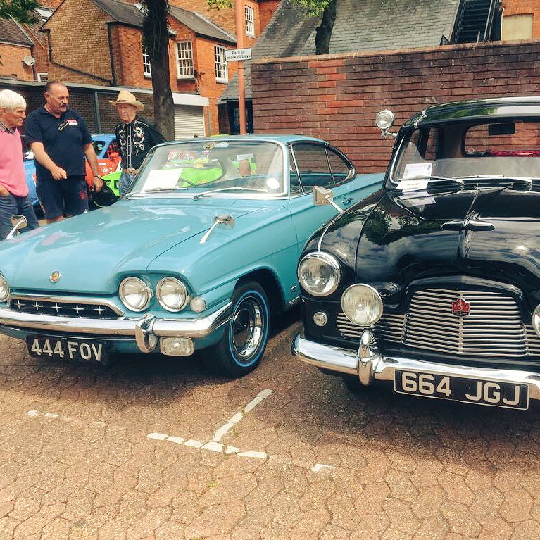 CleanerBins's tweet photo. ...roads? where we're going, we don't need roads. #classicstony 

follow @SSCCF to find out more. https://t.co/9G8sadi7jm