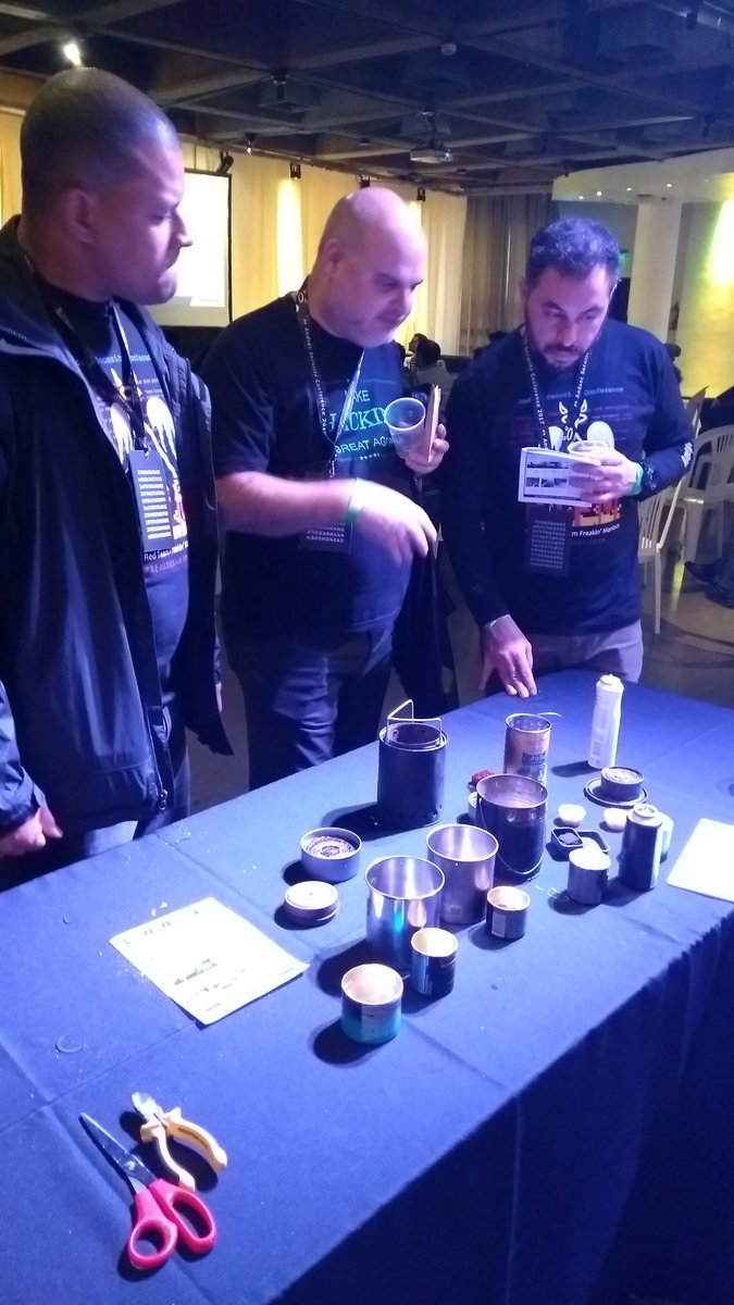 hamping_org's tweet photo. @andseccon #hamping #Andsec17 #andsec #redeslibres #comunidad https://t.co/4IHSLZYwl3