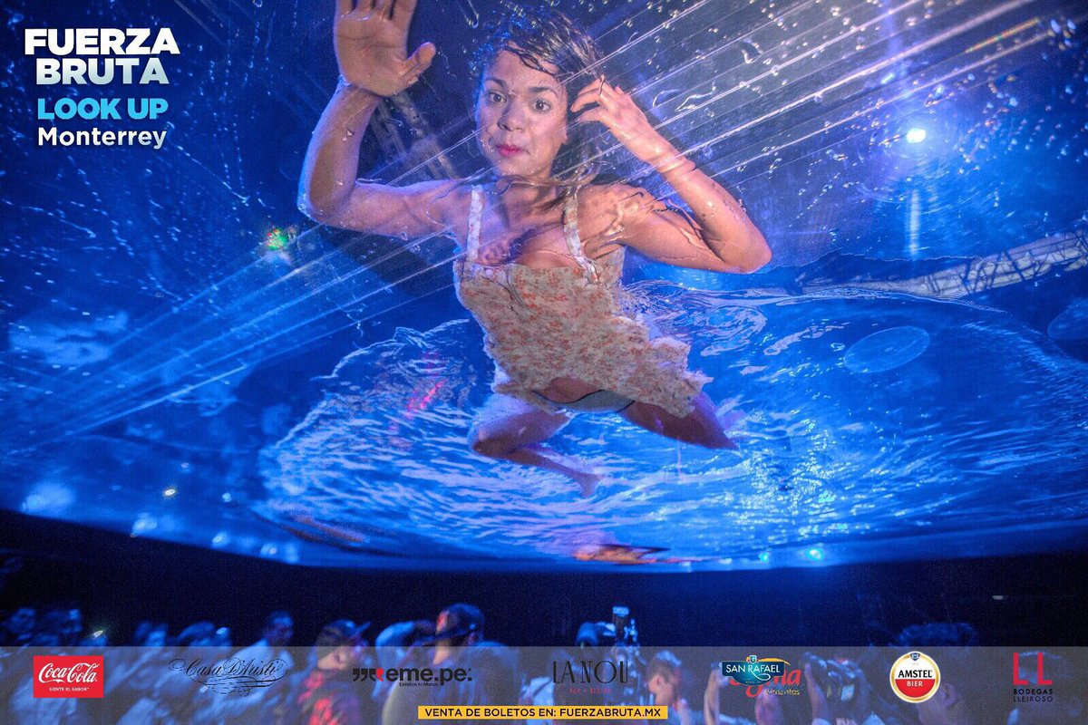 miguelcharlestv's tweet photo. Hoy último día: 4,6:30 y 9 pm,tienes que vivir @FuerzaBrutaMTY, es un espectáculo IMPRESIONANTE!! VÍVANLO! #ParqueDiegoRivera #lookupmty https://t.co/732KrkOR9a