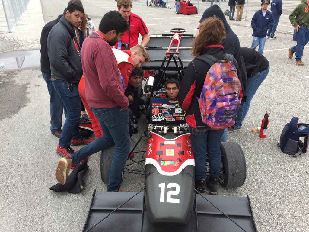 CornellENGTeams's tweet photo. Disappointing endurance run, but immediately troubleshooting for #rootcause @CornellFSAE #experientiallearning https://t.co/VEitdy6TJb