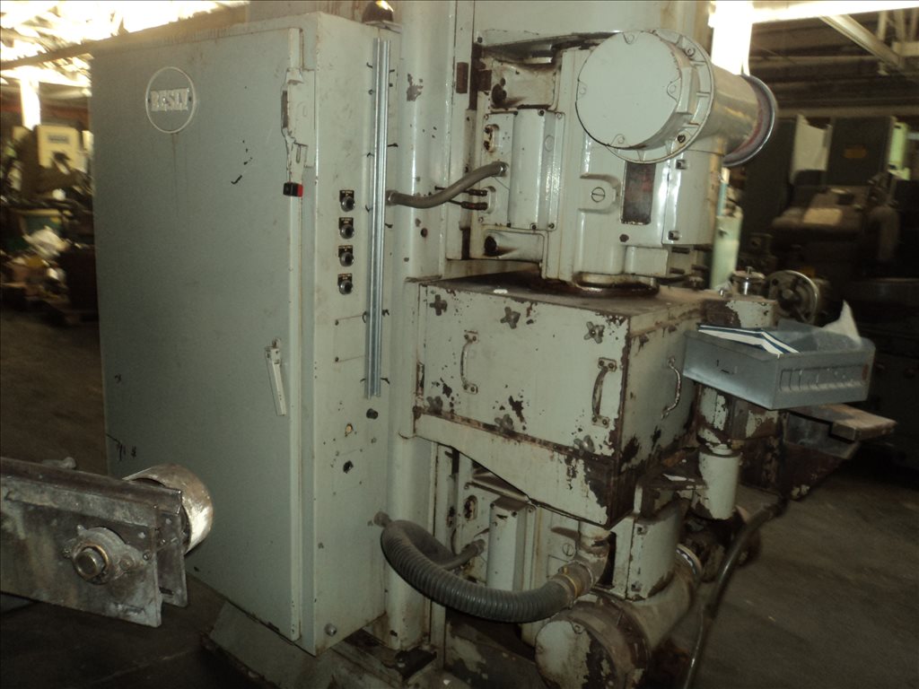 Machinetoolcomm's tweet photo. - BESLY DV2 DOUBLE DISC VERTICAL GRINDER https://t.co/o4WJ41Ic5k #discgrinder #machintool #metalcutting #MFG #machinery #machineshop https://t.co/q19kqoj8pm