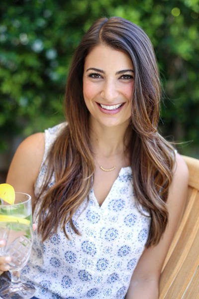 Contemplating A Career Change? #TheOpportunista Features This Must-Read From <a href="/WeekNightBite/">Lindsay Surowitz</a> bit.ly/29mThMp