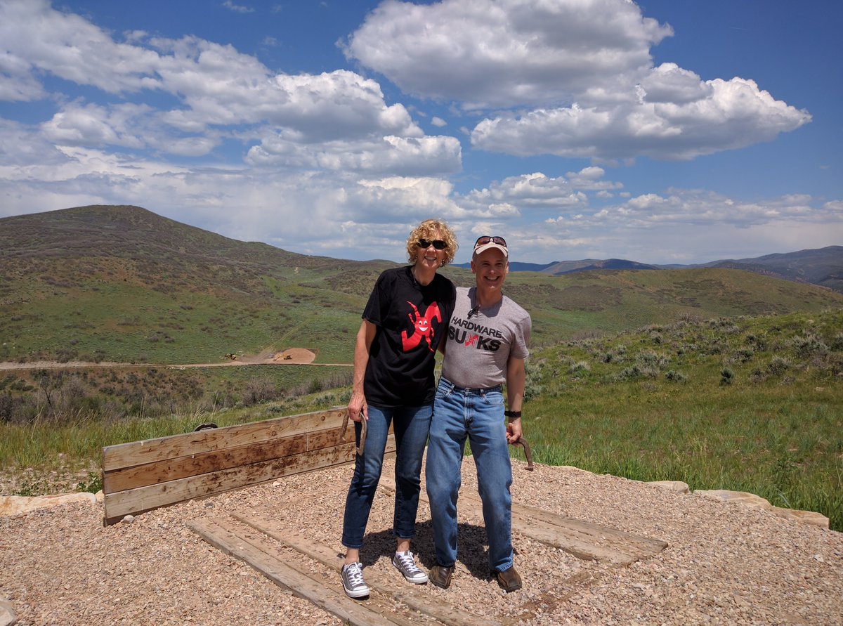 DataCorey's tweet photo. Friends of Corey @highwest for a nice @DataCore picnic! https://t.co/dOnZvhBGzo
