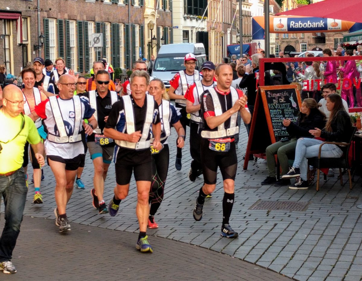 Honderden kilometers hardlopen voor het goede doel; Roparun doorkruist Gelderland gld.nl/jW1T