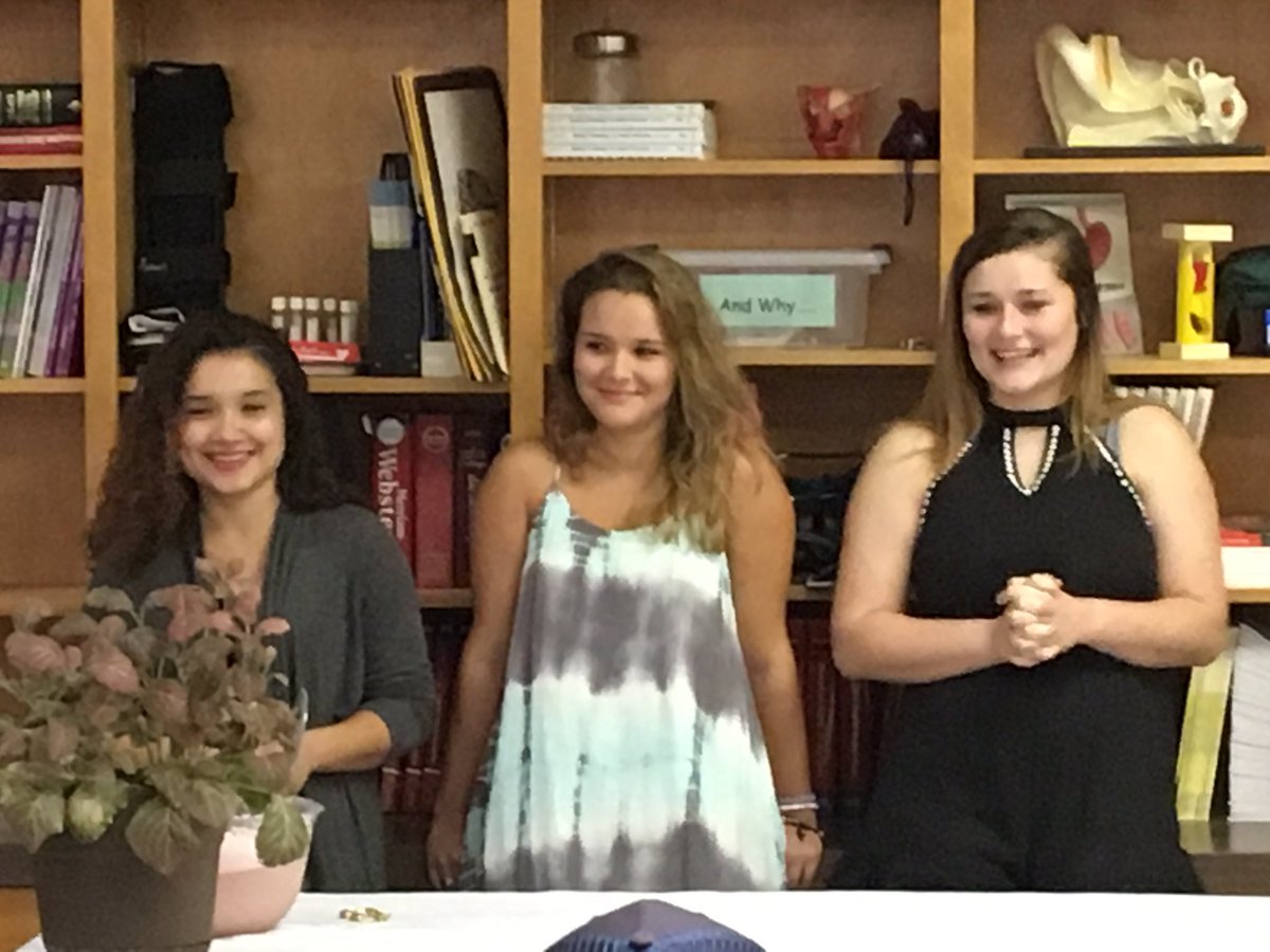 SuptACollins's tweet photo. Grateful @FCATC 4 inviting me to MNA pinning. 6 certified and two are Jr's and ready for the workforce! #WRSI #CCR #WKCTC #KyEdWorkforce https://t.co/cxWcSfA67x