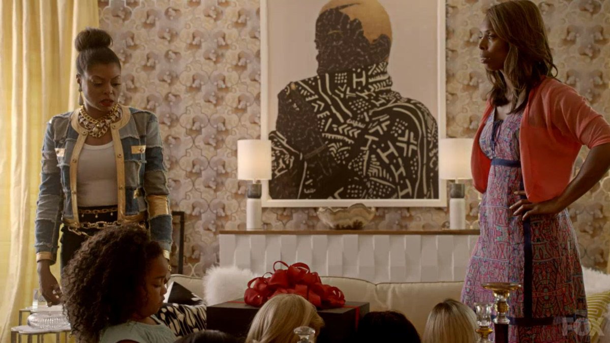 BazaarBusiness's tweet photo. #ToyinOjihOdutola is one of our fav #artists &amp; we are happy to see her stunning pieces on Season 2 &amp; 3 of @EmpireFOX https://t.co/qRS0kZByBT https://t.co/xL4sY0AhCE