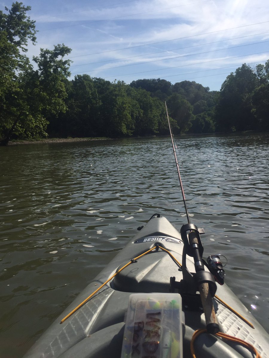 teamregulators's tweet photo. Had a great maiden voyage in my Pelican Kayak today!
@MongoHunts 
#FatGuyApproved! https://t.co/hg4I8RIBuB
