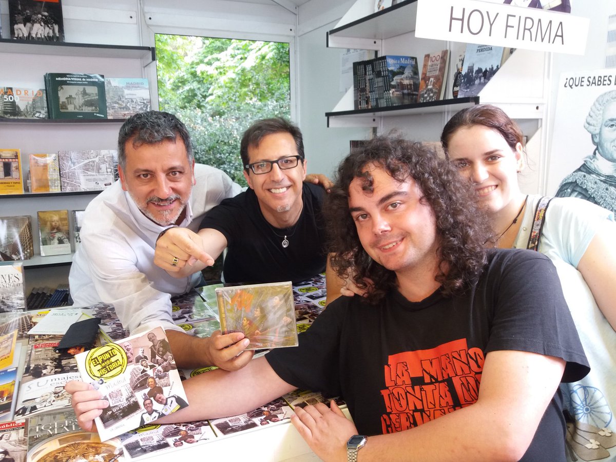 Hoy en la firma de <a href="/PuntoHistoria/">PuntoHistoria</a> ¡Gracias por descubrirnos tantos secretos de Madrid! Espero que os guste el disco