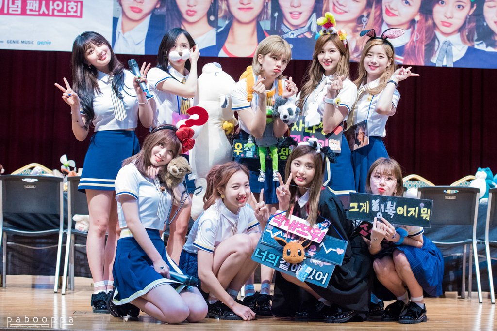 TaeJeong1201's tweet photo. 170603 토요일 음악중심🏆
#SIGNAL8thWin https://t.co/IA7zVGKqcG