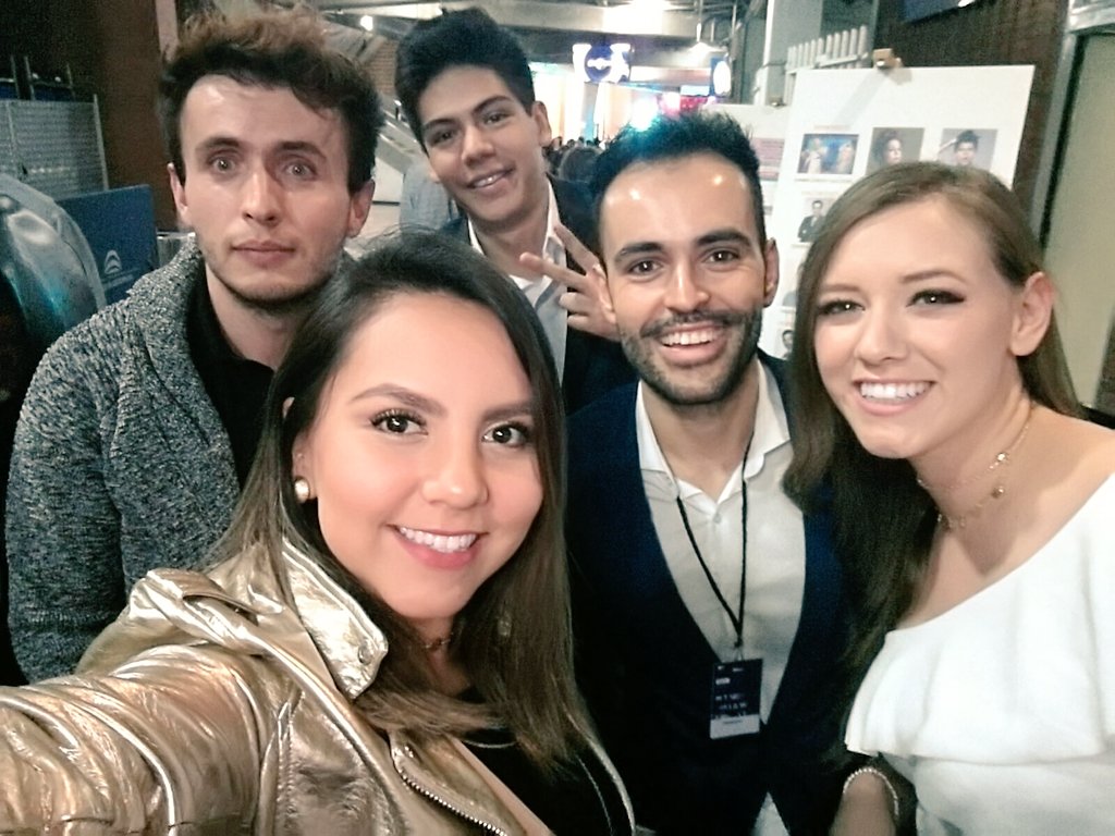 Yess_SKabeche's tweet image. Fue bueno verlos de nuevo!  Todos chulos! 😊