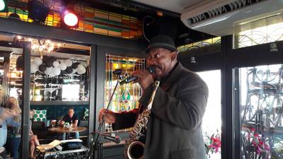 VIDEO: Jazz in Duketown vier je ook in de kroegen dlvr.it/PJkWsj