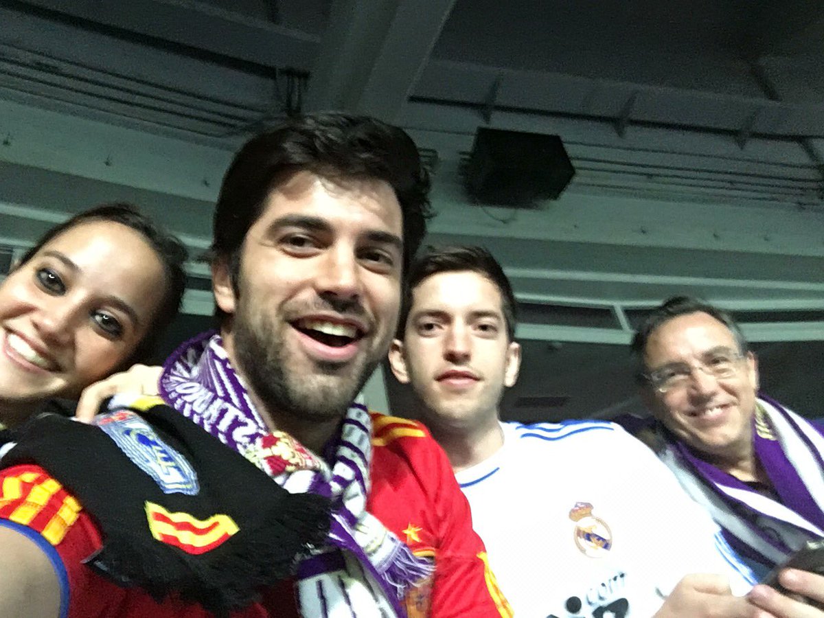PenchoNF's tweet photo. Y ya van 12!! Aquí están las de color!! #CHAMP12NS @JuliaLlanosA https://t.co/il0jqlArBT