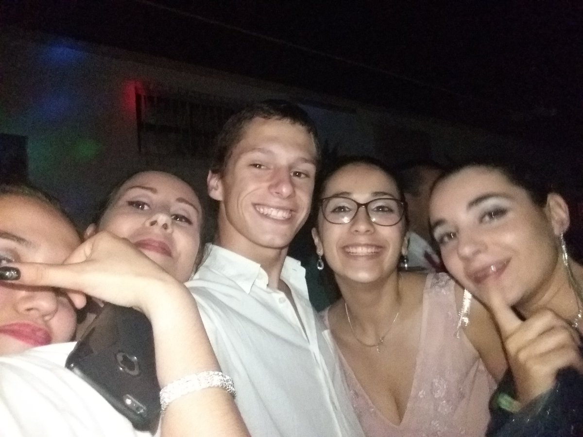 RabosItsLife's tweet photo. So porque esta noite rendeu... https://t.co/fxrcMztTHR