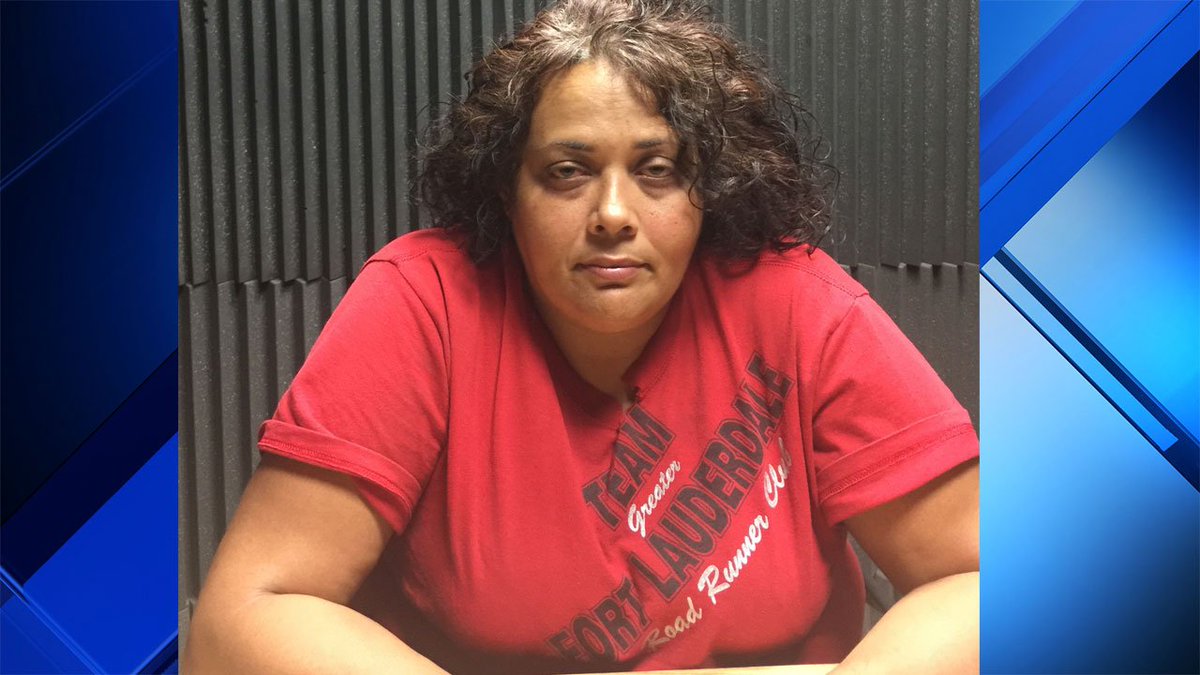 Housekeeper starts fire to cover up $160 theft, police say bit.ly/2s7rTwf https://t.co/QAQ3MtKSJl