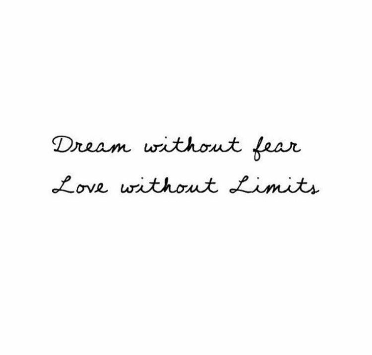 EllieMayWrightx's tweet photo. Because life is to short do anything less #OneLoveManchester #PrayForTheWorld #PrayForLondon 💔 https://t.co/g3D54mgYEx
