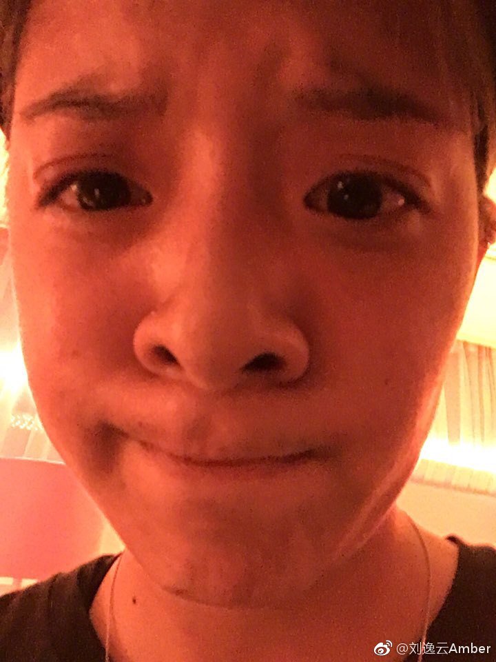 fyeahhenber's tweet photo. 170605 Amber's Weibo Update: Always be happy https://t.co/skyzd0FOk5