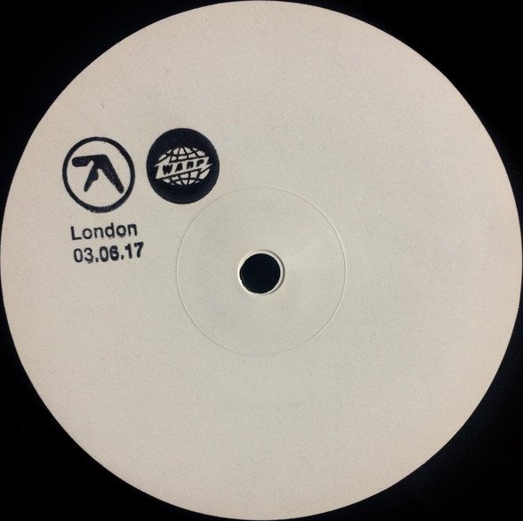 juliansage's tweet photo. #nowplaying: Just kinda #AphexTwin being Aphex Twin. Solid, but nothing at all new... #London #June3rd2017 #FieldDay https://t.co/4H0EXEHiqV