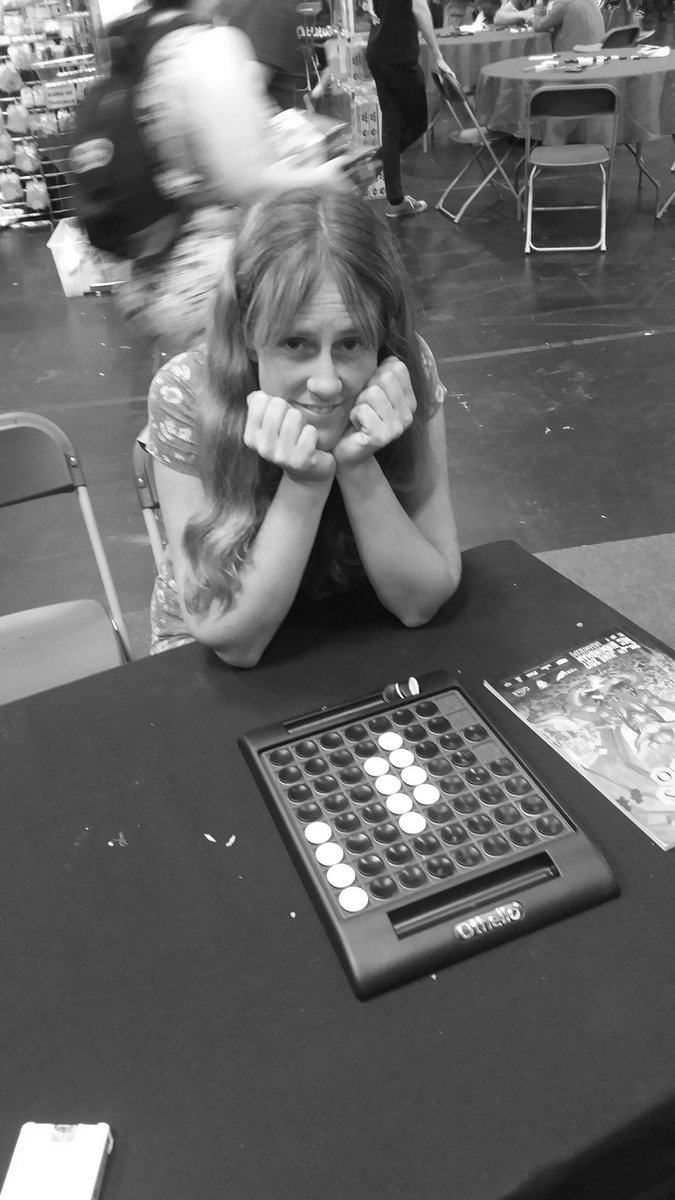 bugoffthegame's tweet image. Hoping I am better at winning this competition than I was at winning #Othello at the #UK GamesExpo @JohnAdams_toys