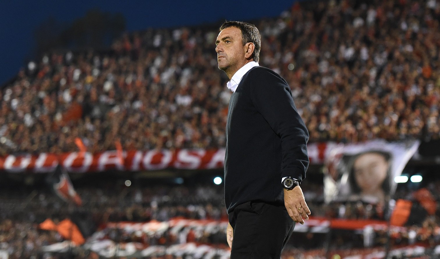 Newell&#39;s Old Boys no Twitter: &quot;Diego Osella no es más DT de #Newells https://t.co/IBV6fm5CIS… &quot;
