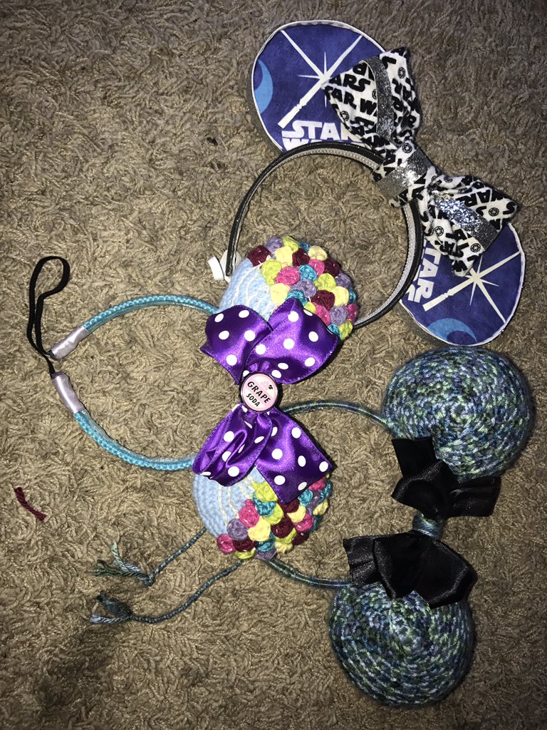 CierraTheFae's tweet photo. @FrshBakedDisney Here are the ears I've made! I just finished the UP ones today (bottlecap from a HotTopic bow that fell apart 🙄) https://t.co/2fZG9X87cd