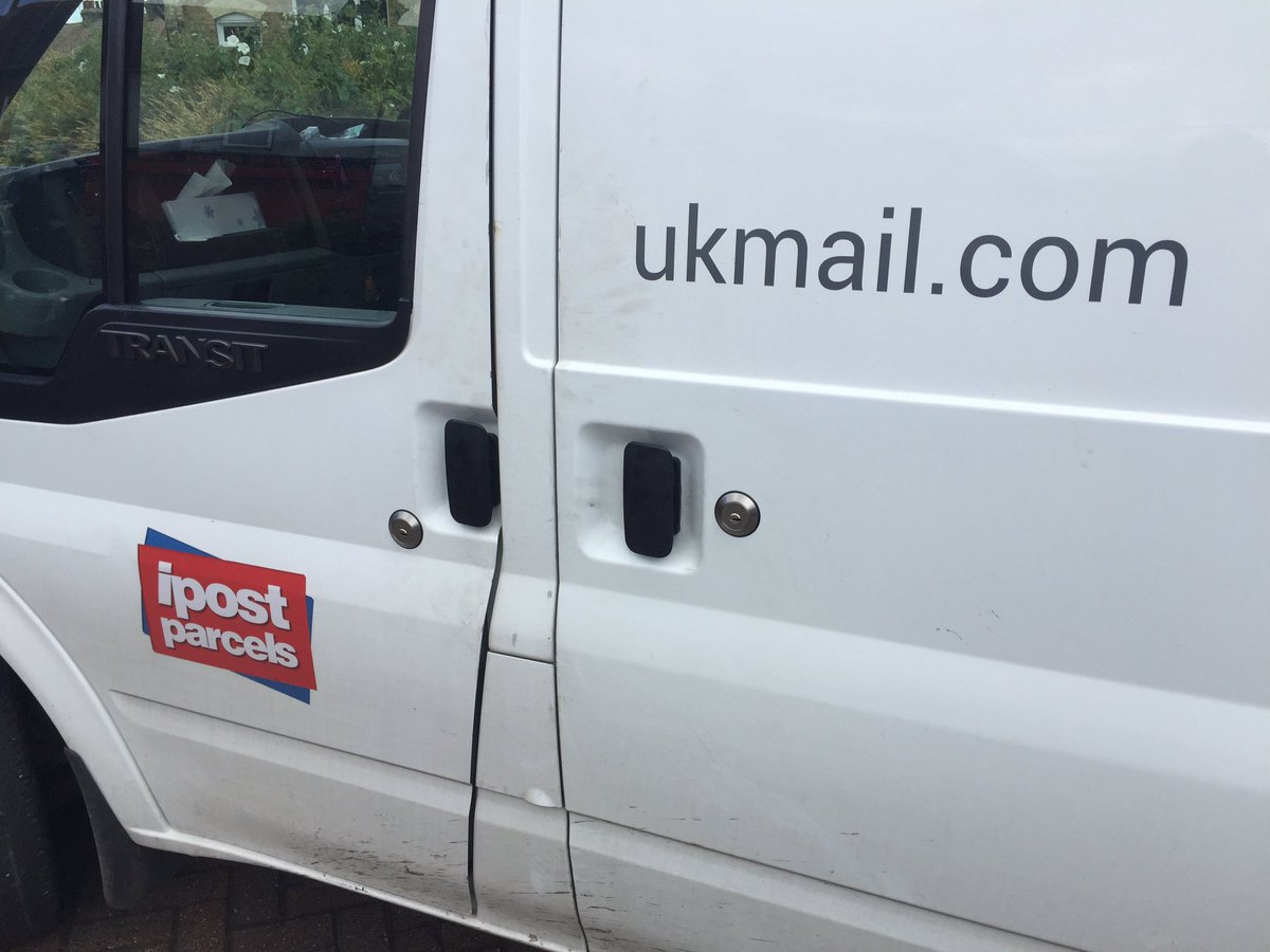TheVanLockMan's tweet image. Slamlocks for this courier &amp;amp; fitted on a Sunday so they won't loose a days work #thevanlockman #slamlocks #vansecurity #vanlocks #tooltheft