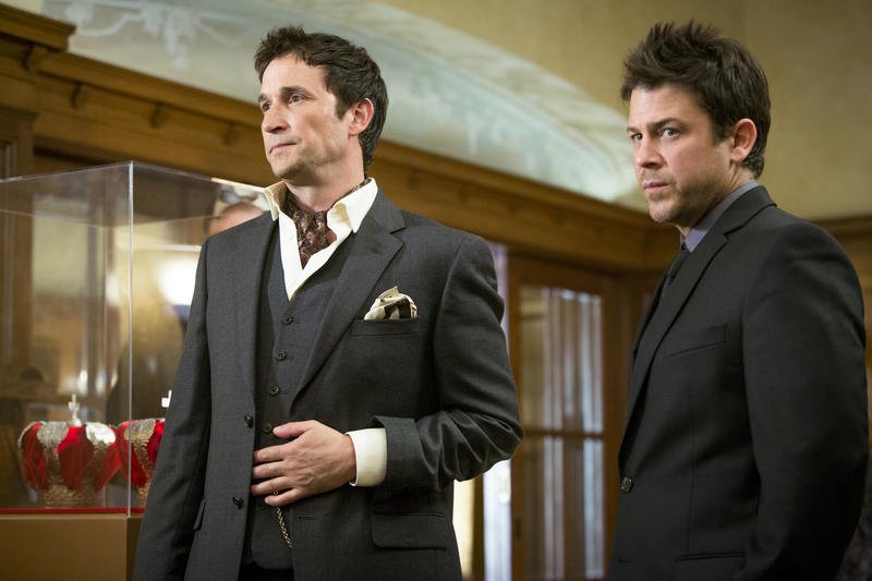 Joining LITs all over to wish Noah Wyle a happy birthday. Handsome man on the right is a bonus :) 